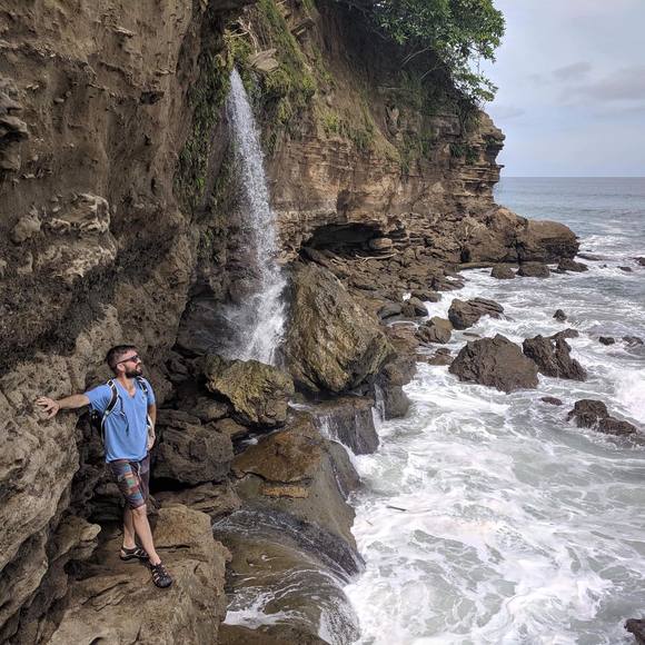 Meet your Posher, Chris - Picture 1 of 1